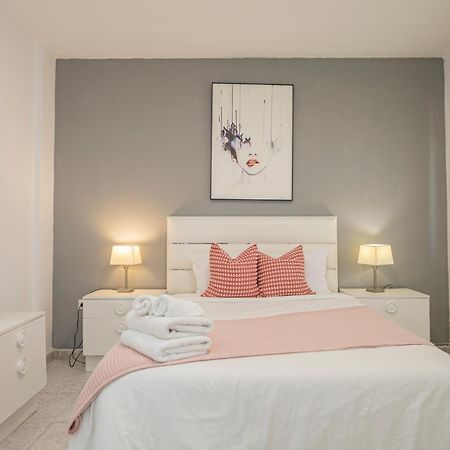 Apartament Perfect Getaway In Triana - 15M Walk Giralda Sewilla Zewnętrze zdjęcie