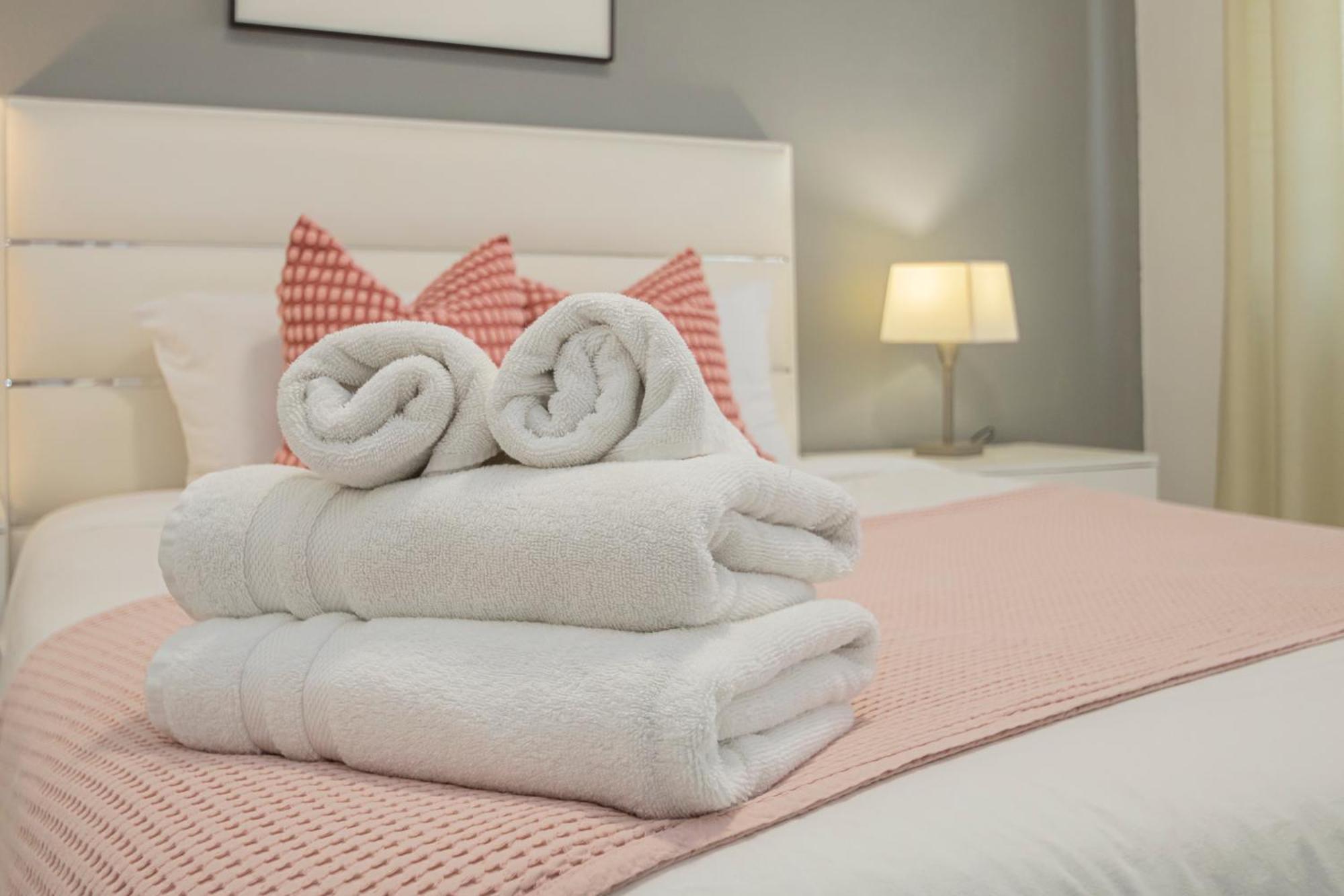 Apartament Perfect Getaway In Triana - 15M Walk Giralda Sewilla Zewnętrze zdjęcie